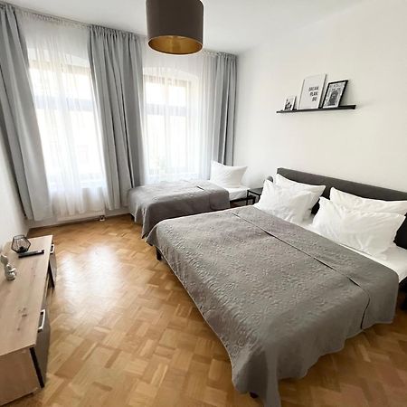 Moderne 3Zimmer Wohnung Mit Netflix Und Balkon Leipzig Luaran gambar