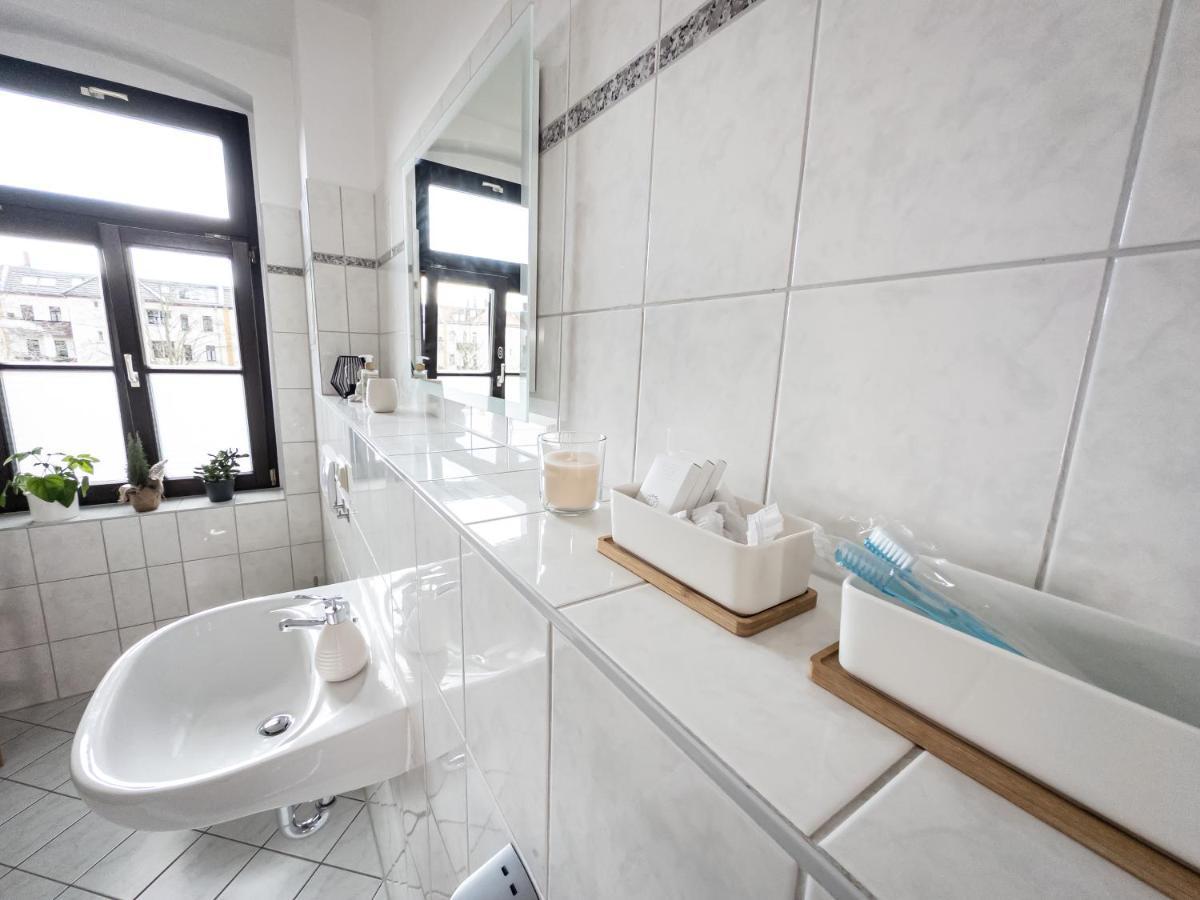 Moderne 3Zimmer Wohnung Mit Netflix Und Balkon Leipzig Luaran gambar