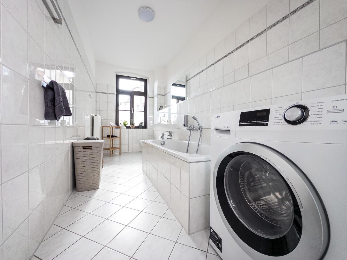 Moderne 3Zimmer Wohnung Mit Netflix Und Balkon Leipzig Luaran gambar