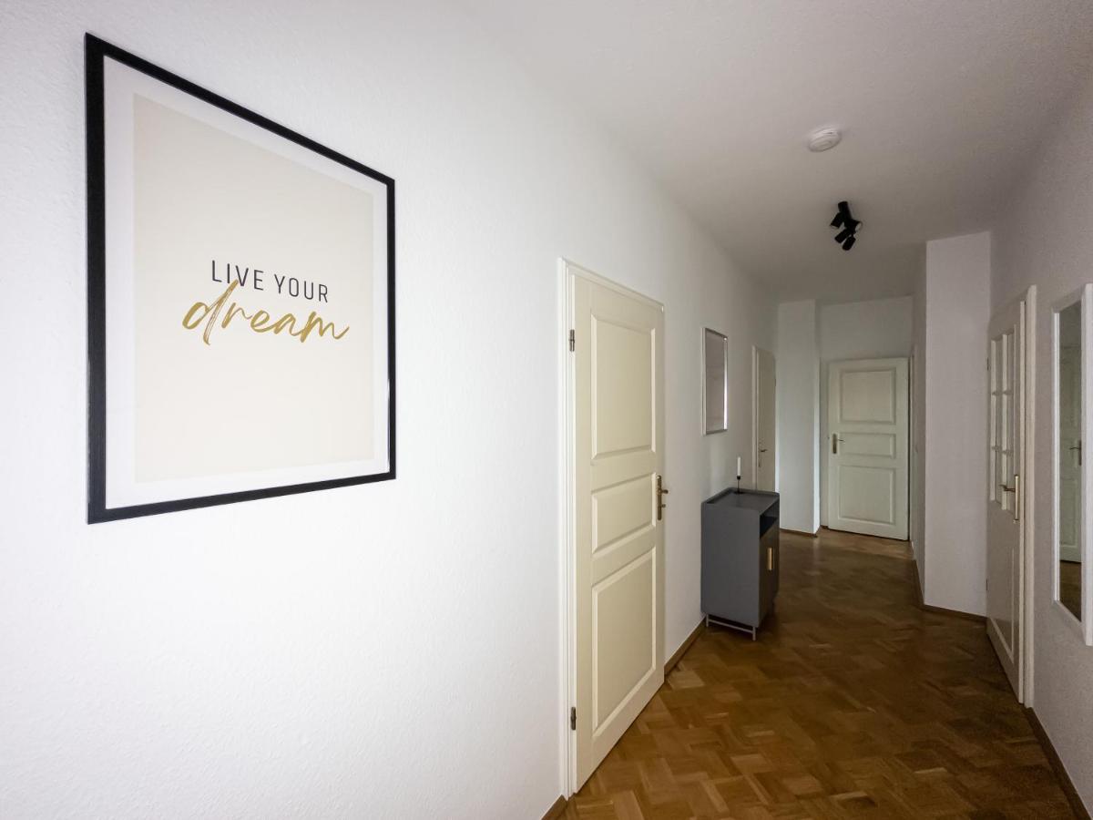 Moderne 3Zimmer Wohnung Mit Netflix Und Balkon Leipzig Luaran gambar