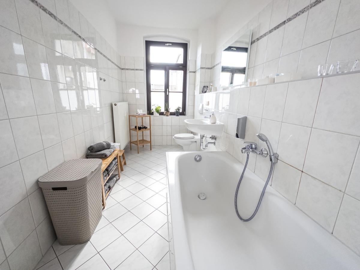 Moderne 3Zimmer Wohnung Mit Netflix Und Balkon Leipzig Luaran gambar
