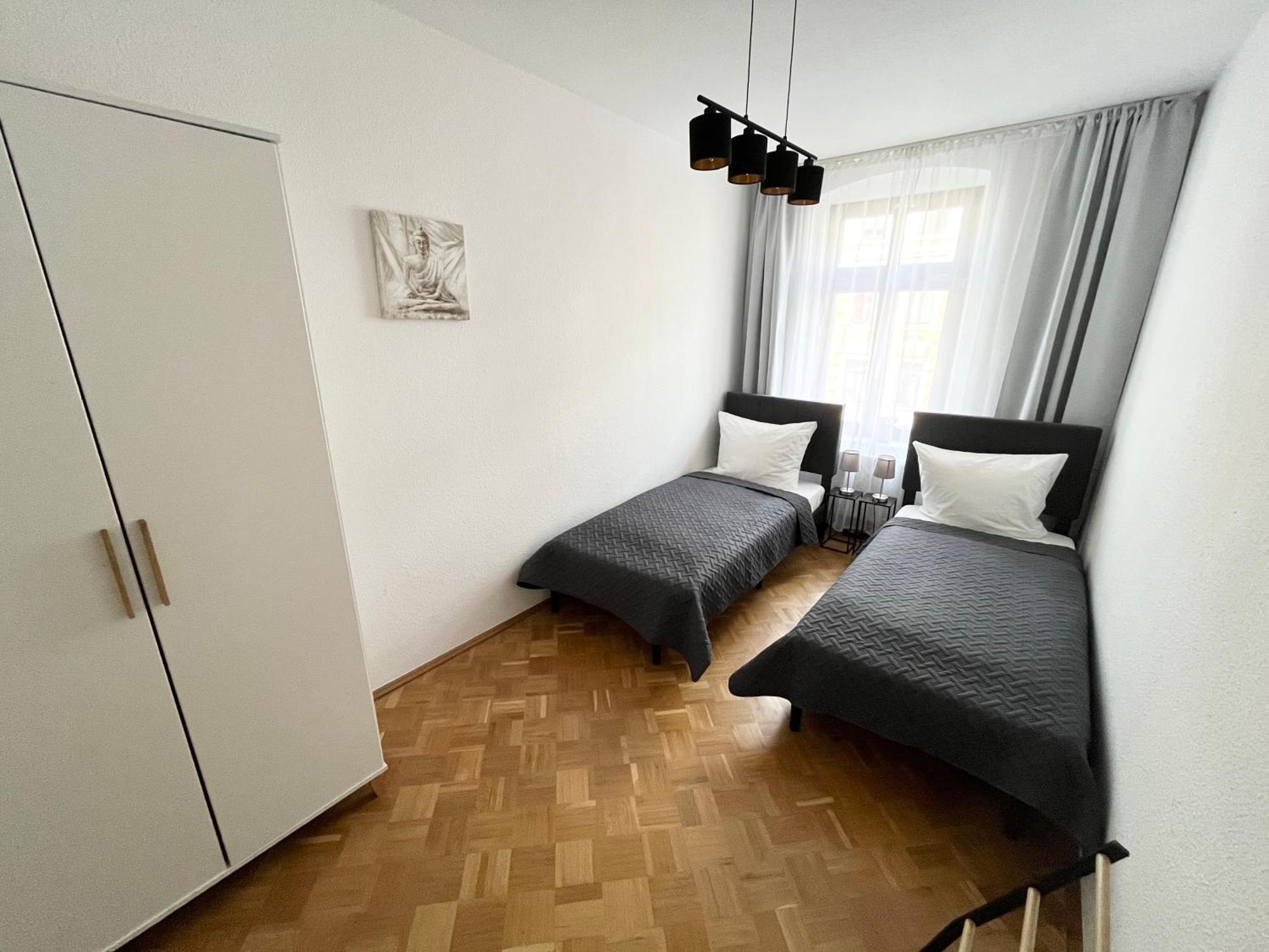 Moderne 3Zimmer Wohnung Mit Netflix Und Balkon Leipzig Luaran gambar
